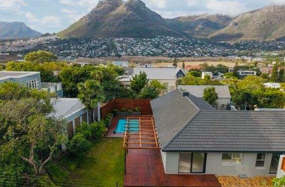 3 Bedroom Property for Sale in Hout Bay Western Cape